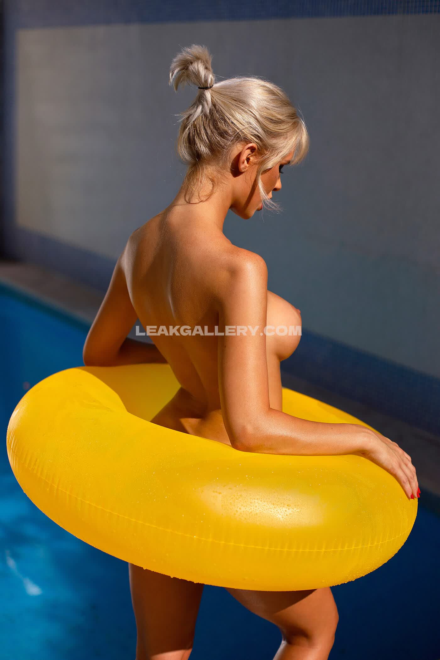 Amalieolufsen Exclusive Leaked Nude OnlyFans #9921221