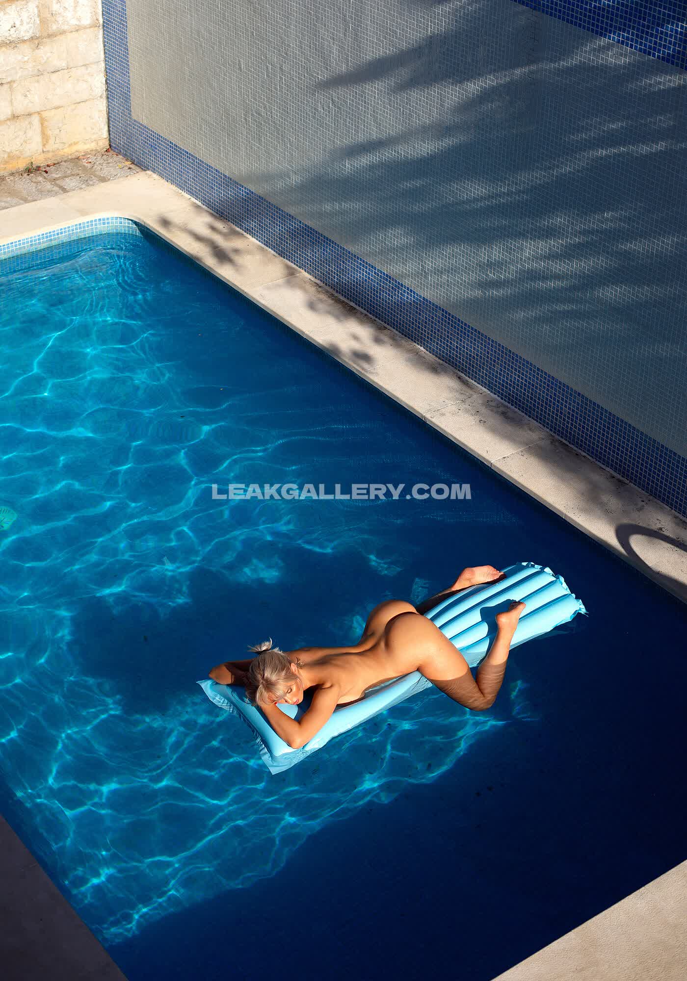 Amalieolufsen Exclusive Leaked Nude OnlyFans #9921231