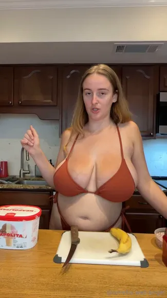 amelia-wet-angel video thumbnail