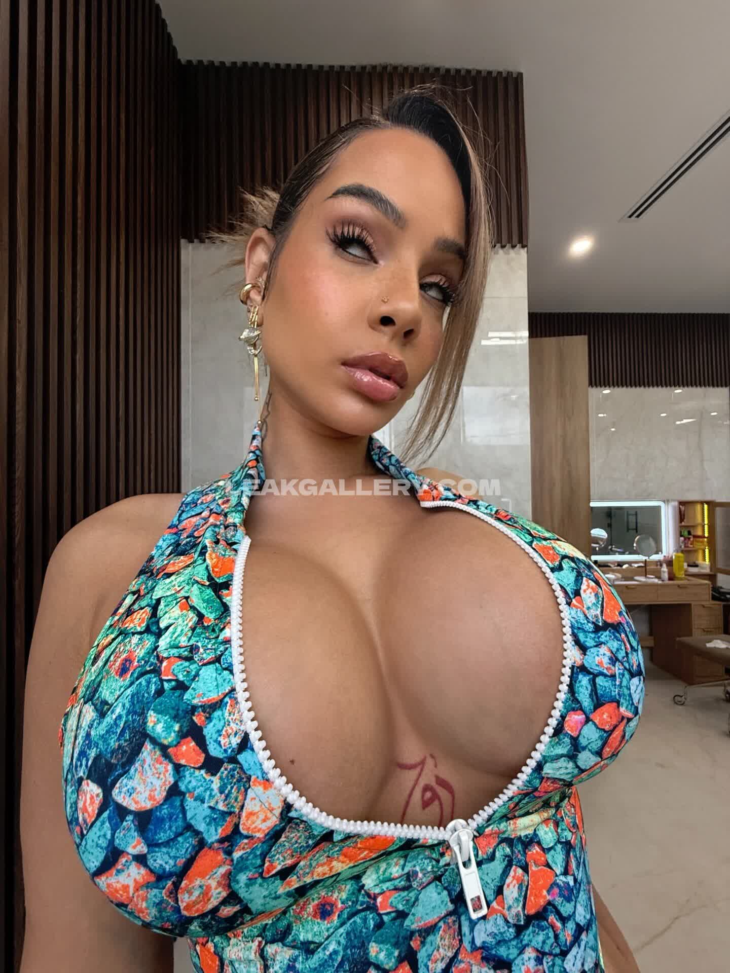 Amirahdyme Exclusive Leaked Nude OnlyFans #9825070