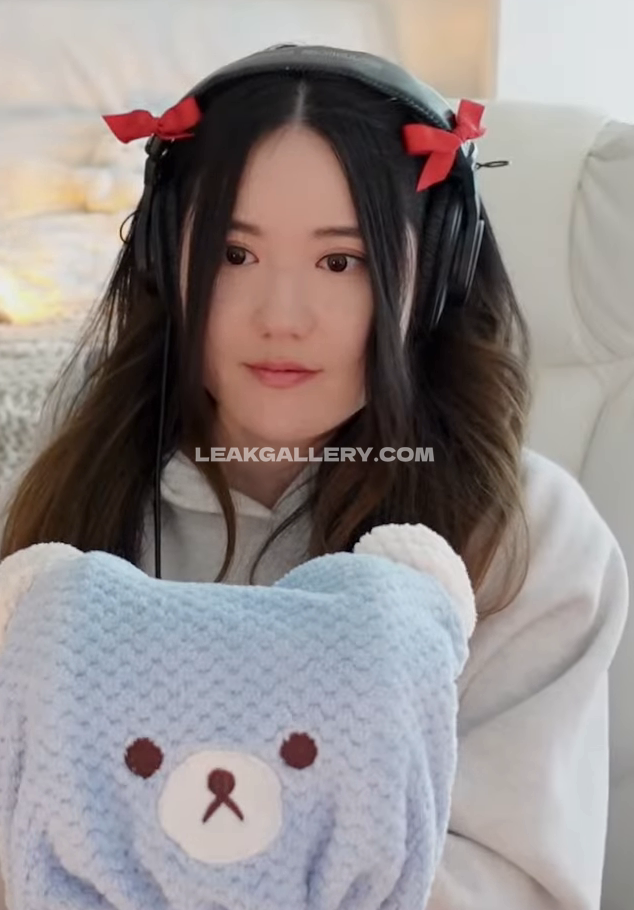 Angelakim Exclusive Leaked Nude OnlyFans #10119661