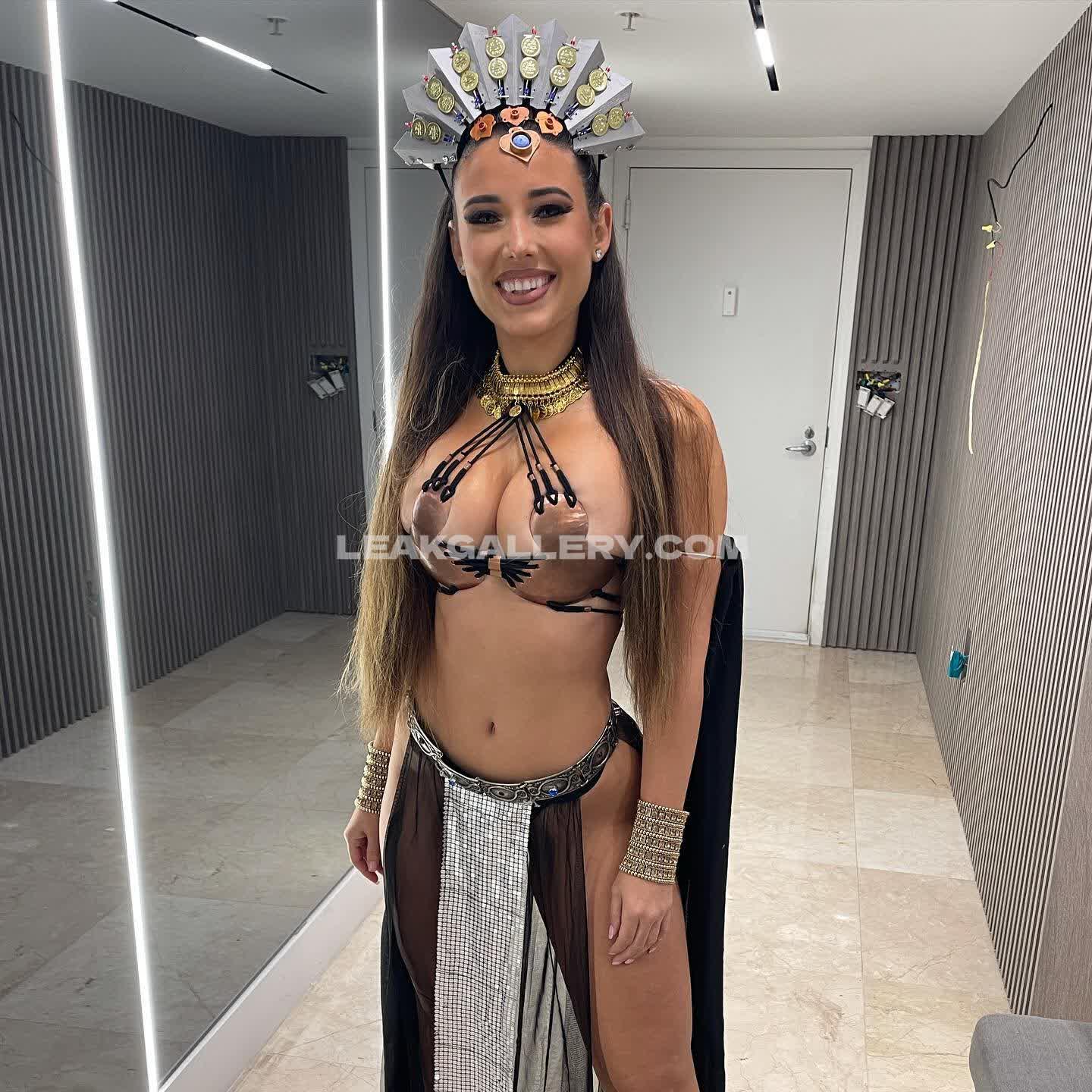 Angievarona Exclusive Leaked Nude OnlyFans #10199265