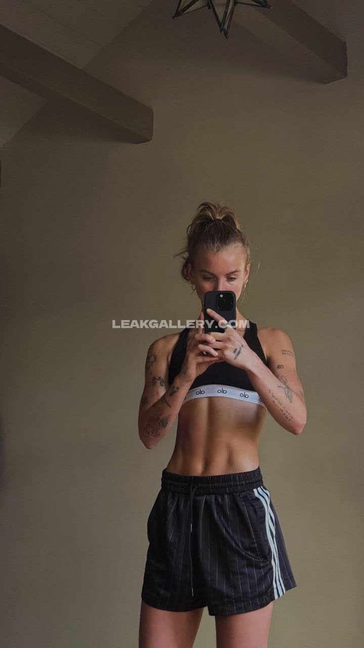 Annabananaxdddd Exclusive Leaked Nude OnlyFans #10163442