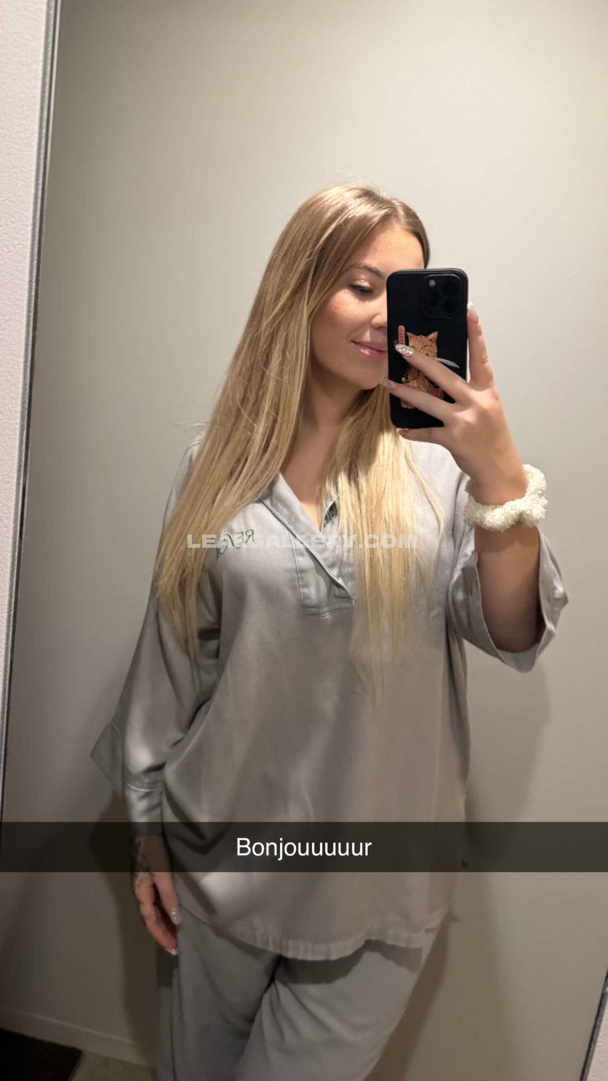 Areliann / areliannn Exclusive Leaked Nude OnlyFans #9618678