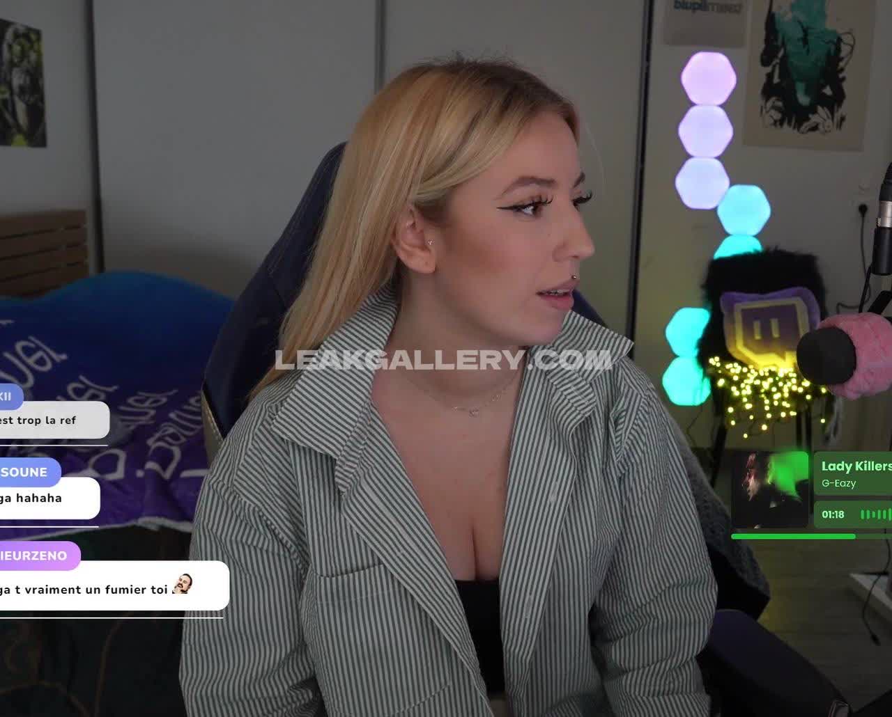 Areliann / areliannn Exclusive Leaked Nude OnlyFans #9618840