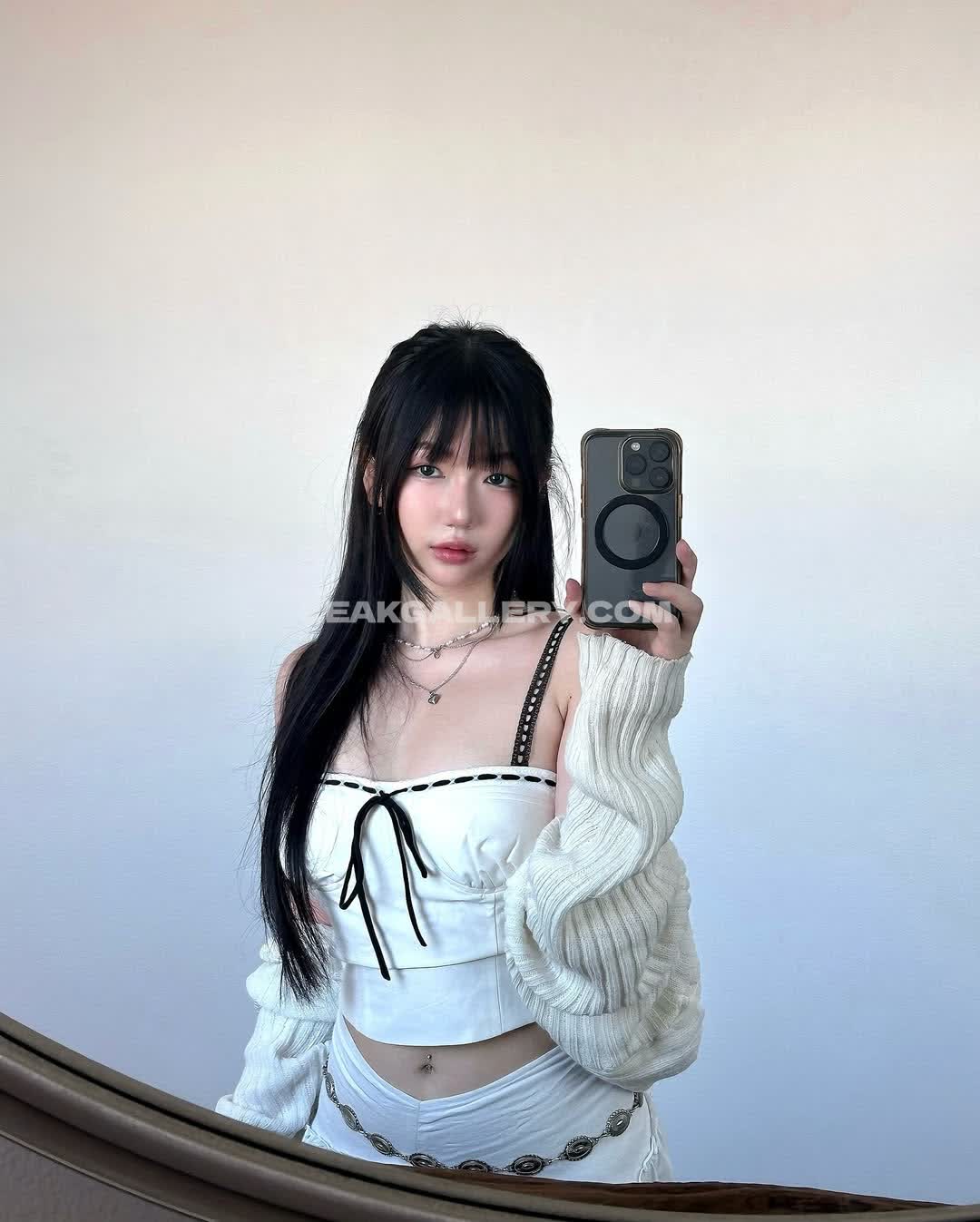 Aryminh Exclusive Leaked Nude OnlyFans #8543123