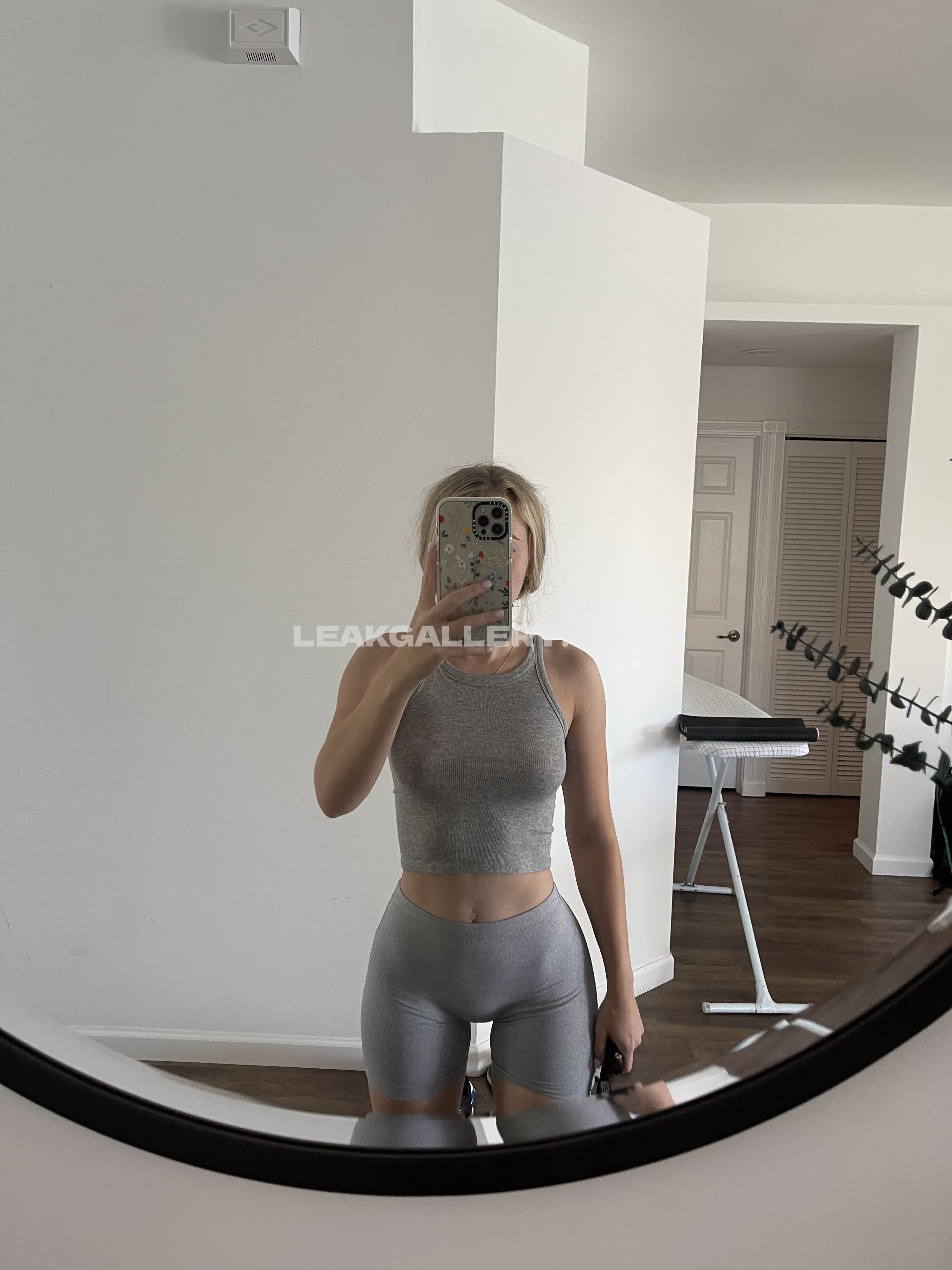 Autumnrhodess Exclusive Leaked Nude OnlyFans #9598255