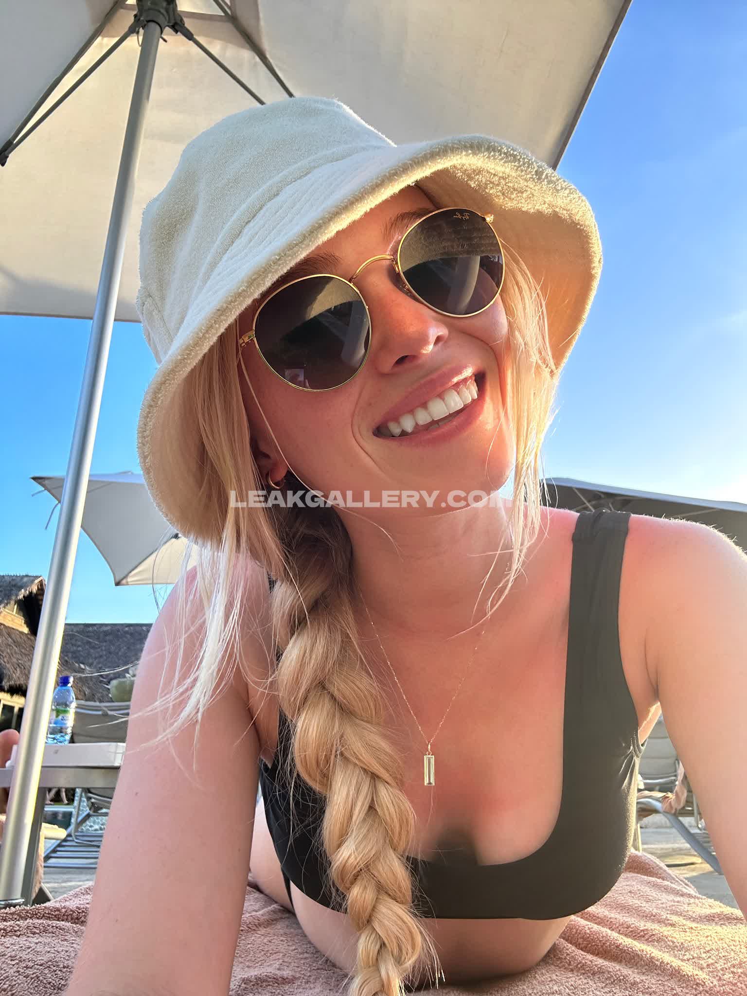 Autumnrhodess Exclusive Leaked Nude OnlyFans #9598270