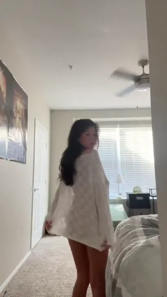 bethanylouwhoo video thumbnail