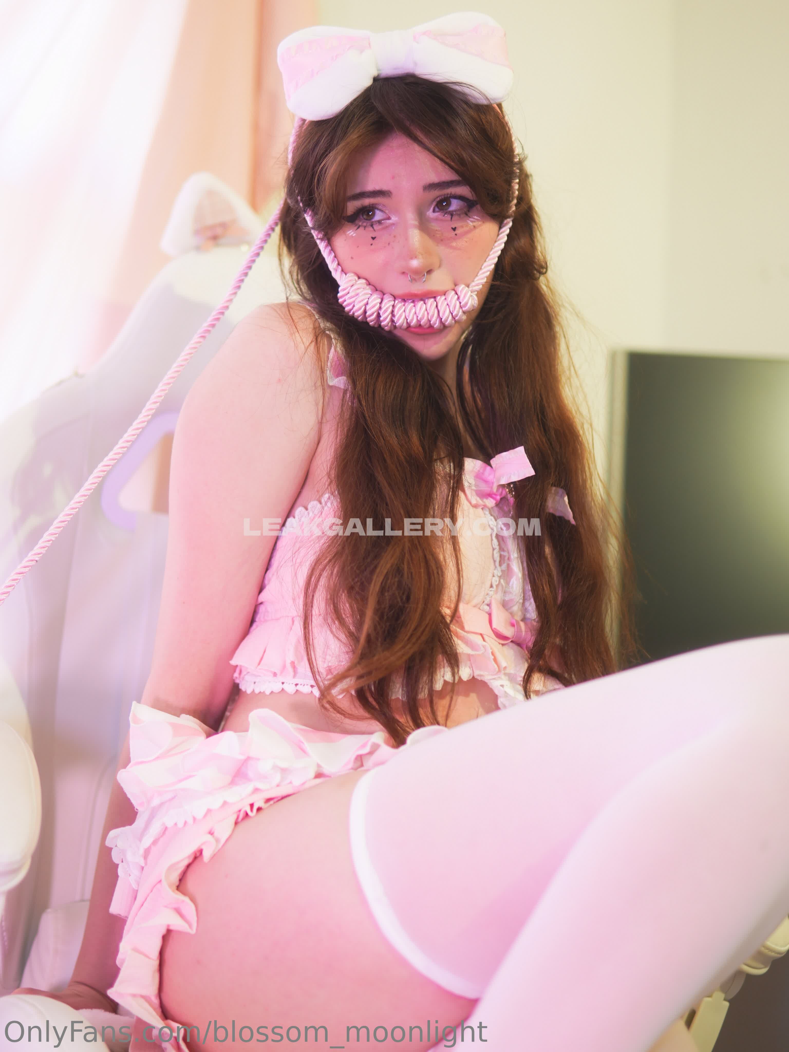 Blossom_moonlight / blossom_in_my_moonlight Exclusive Leaked Nude OnlyFans #10115311