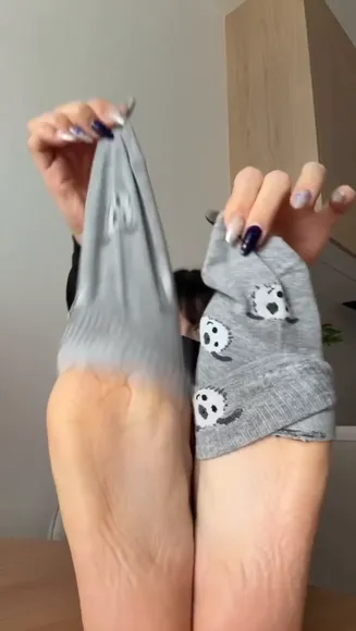 brattyluna video thumbnail