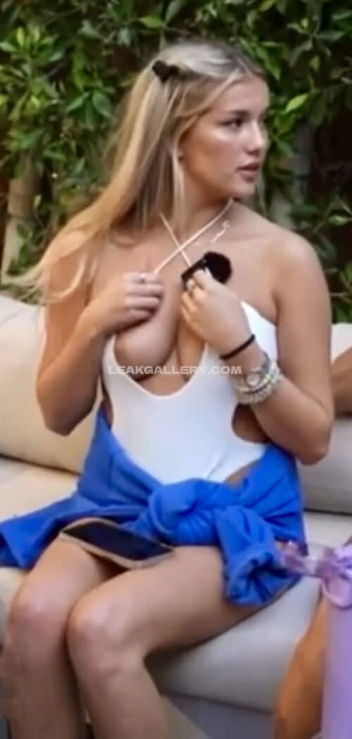 Breckie / breckiehill Exclusive Leaked Nude OnlyFans #10501539