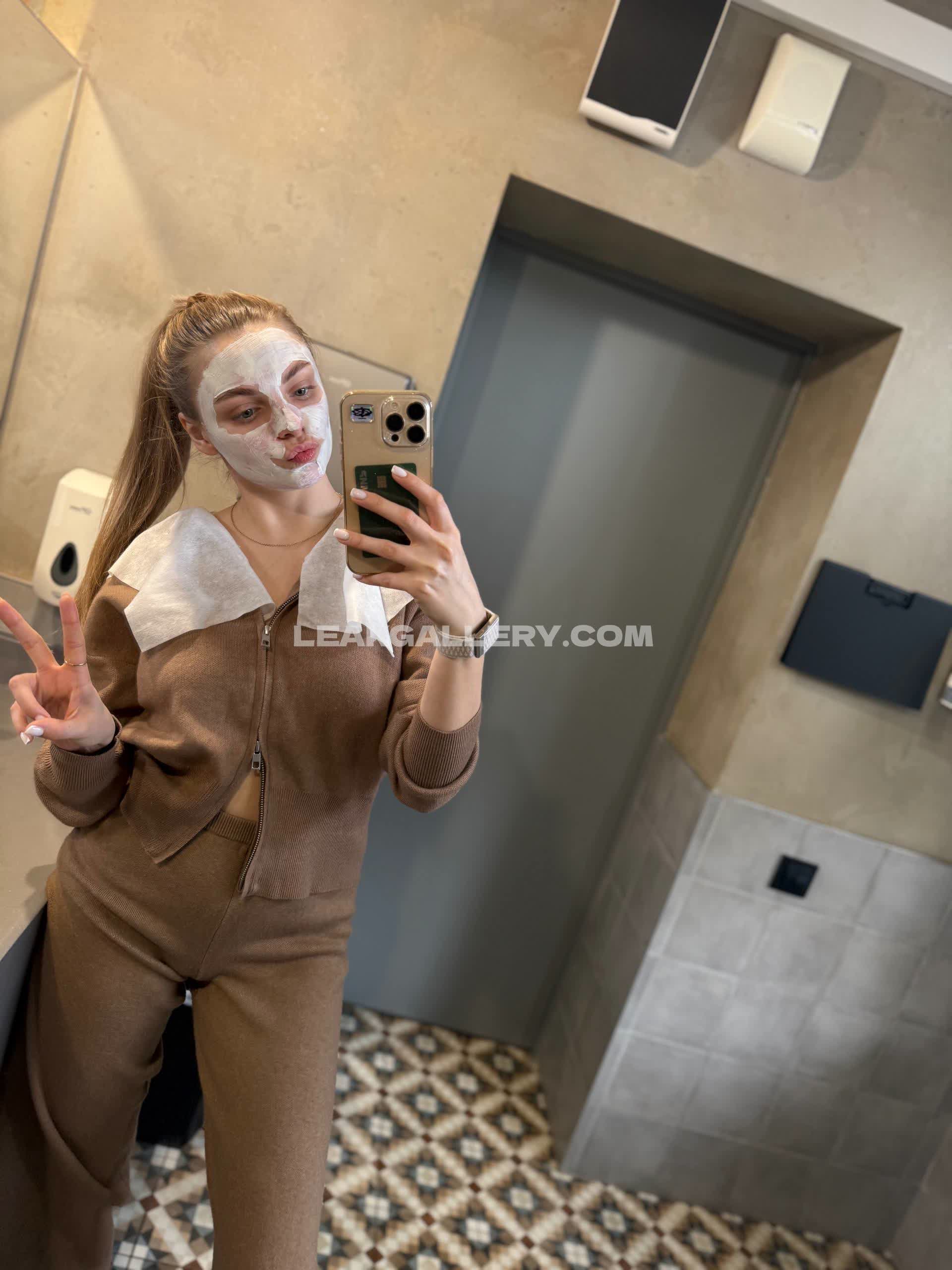 Busya18 OnlyFans Nudi in Esclusiva Trapela #9138035