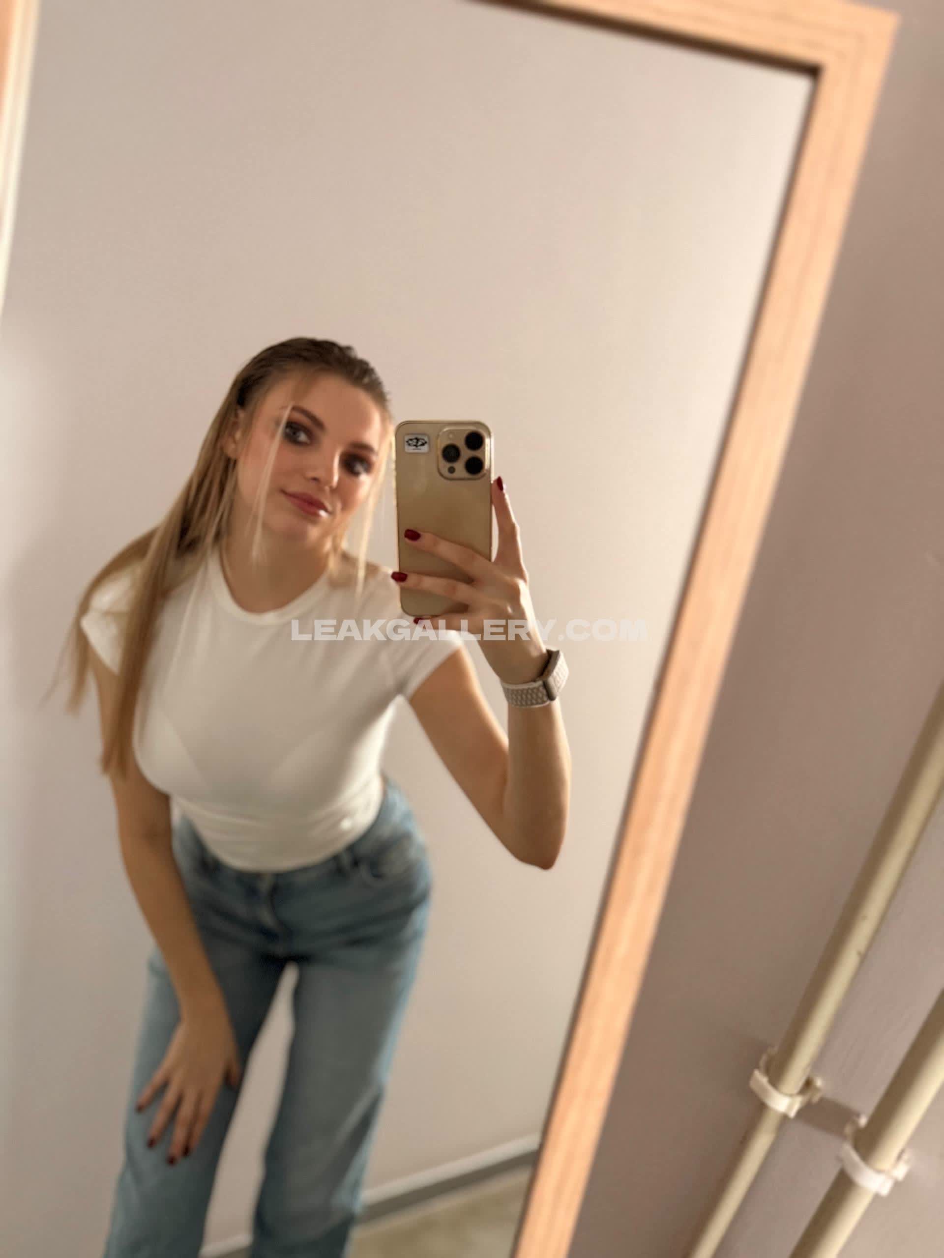 Busya18 OnlyFans Nudi in Esclusiva Trapela #9138187