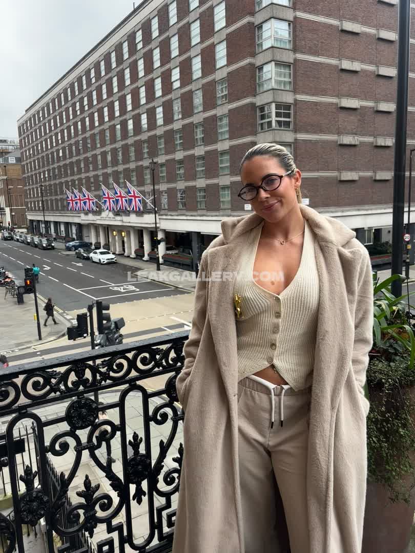 Camillaainsworth Exclusive Leaked Nude OnlyFans #9958011