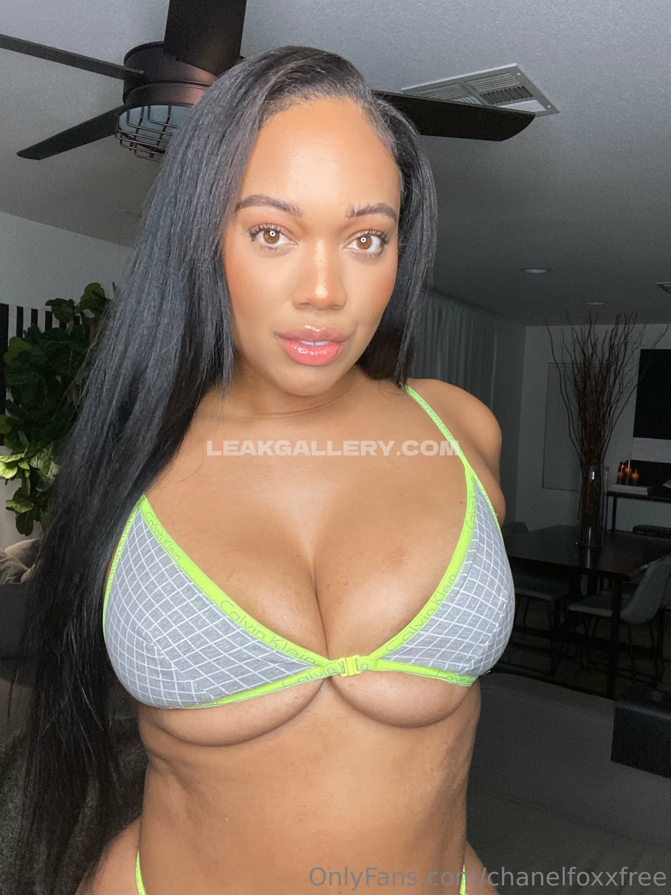 Chanelfoxx OnlyFans Nudi in Esclusiva Trapela #8821122