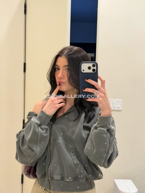 Charlidamelio / charli_damelio Exclusive Leaked Nude OnlyFans #10653496