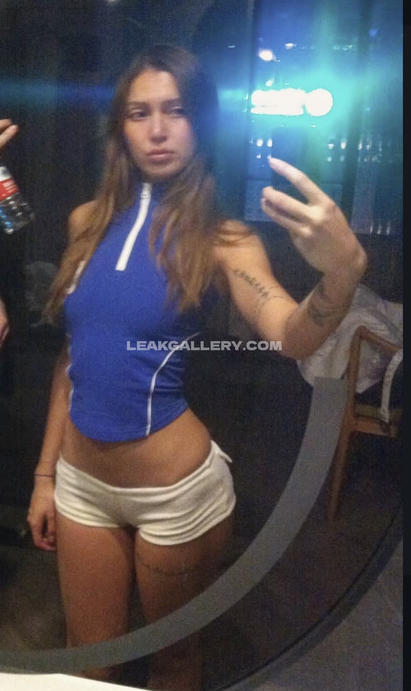Cialikechia Exclusive Leaked Nude OnlyFans #9492345