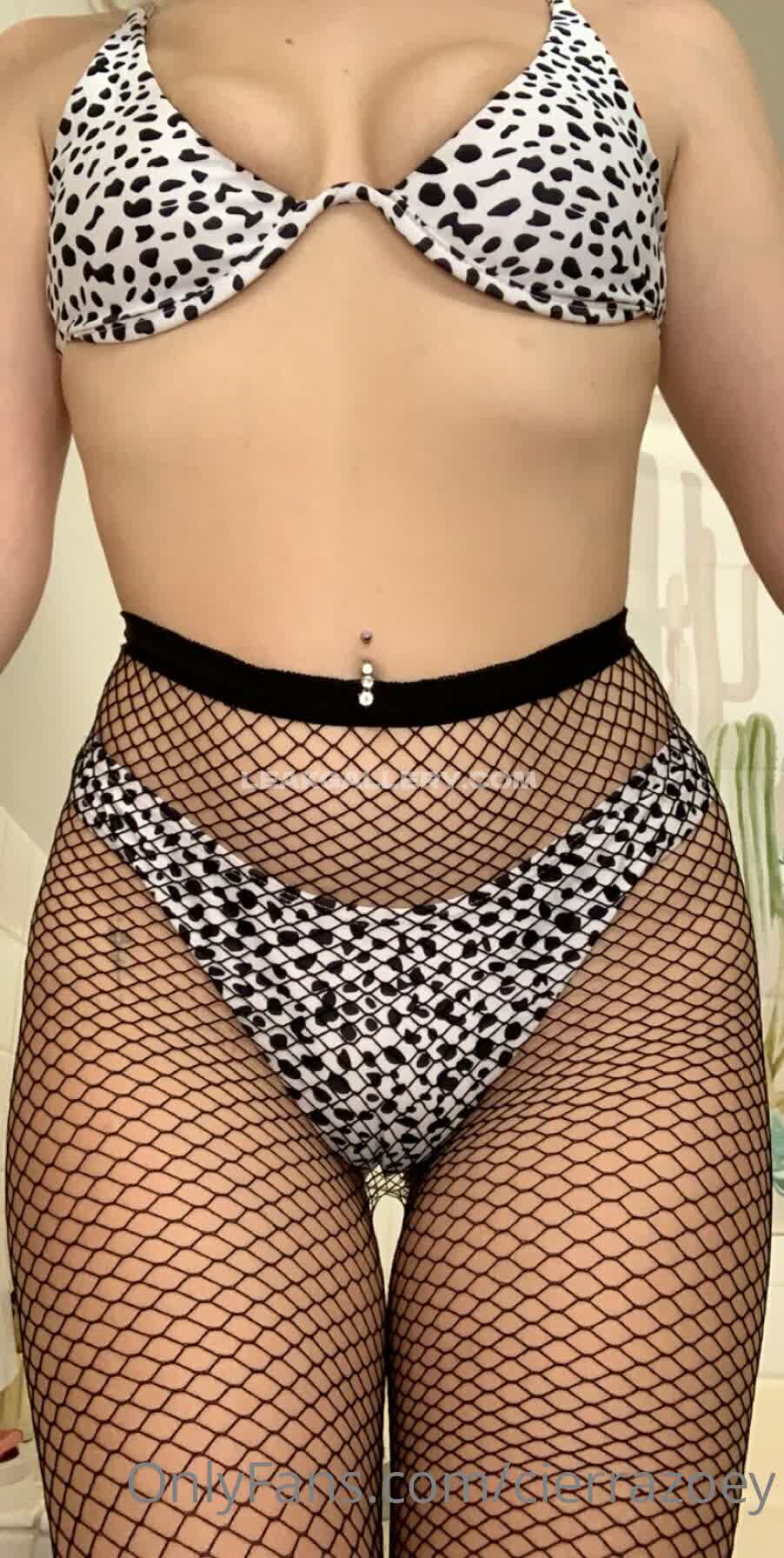 Cierrazoey Exclusive Leaked Nude OnlyFans #8939086