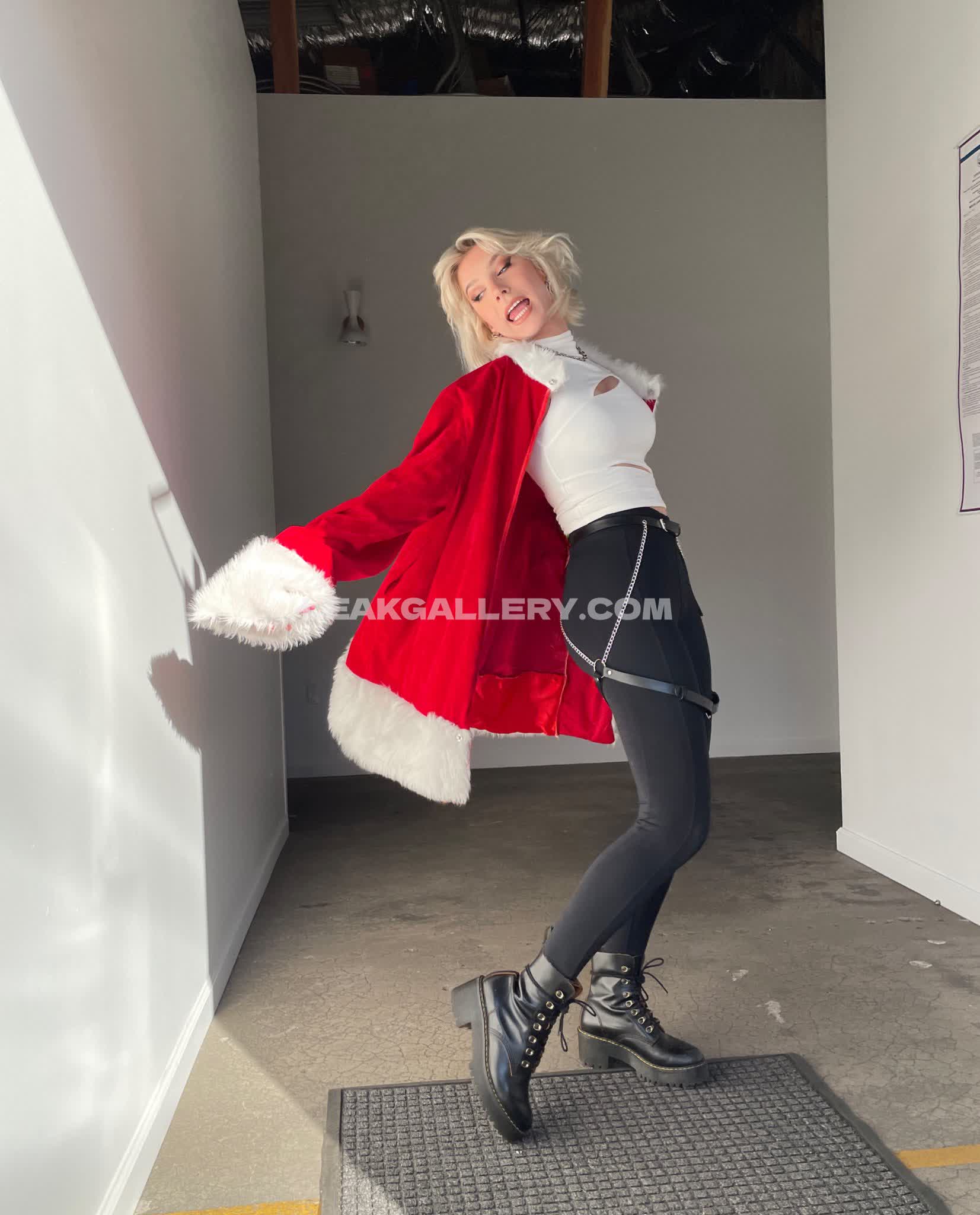 Co_mill Exclusive Leaked Nude OnlyFans #10182407