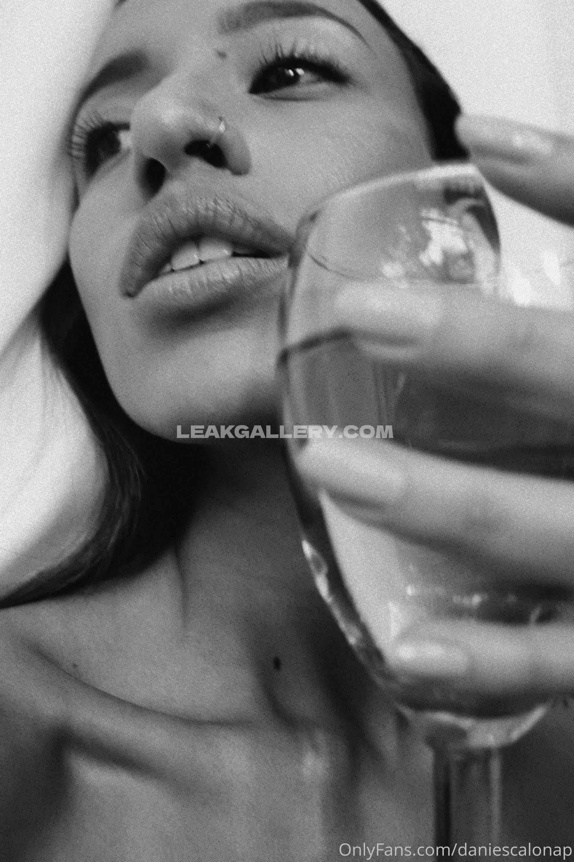 Daniescalonap Exclusive Leaked Nude OnlyFans #8878740