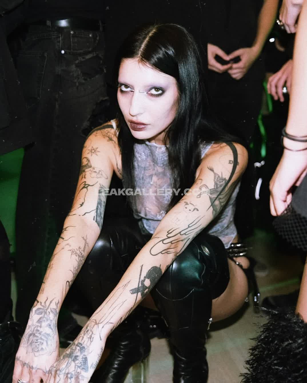 Deathbyromy Exclusive Leaked Nude OnlyFans #9438581