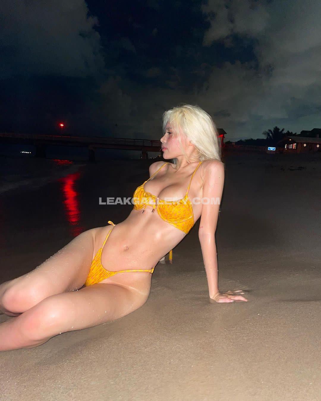 Diakimeko Exclusive Leaked Nude OnlyFans #8432980