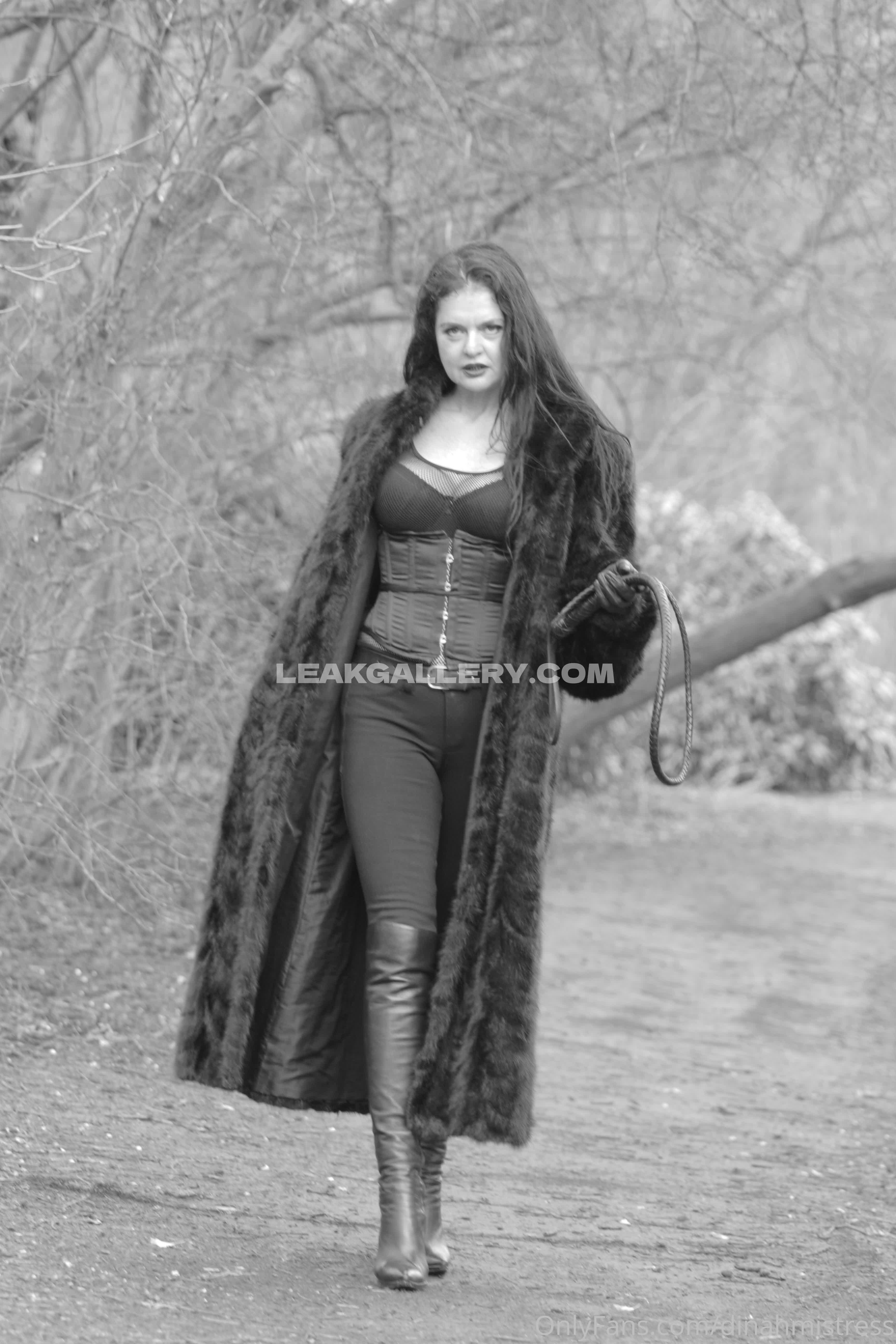 Dinahmistress Exclusive Leaked Nude OnlyFans #9269534