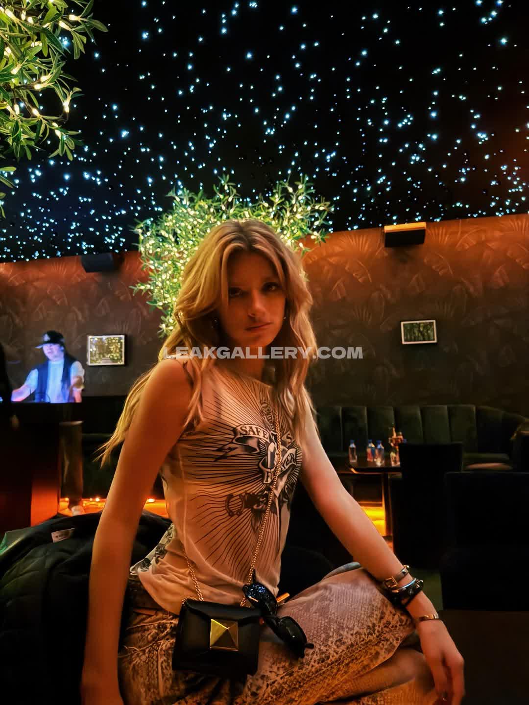 Dixiedamelio Exclusive Leaked Nude OnlyFans #9895863