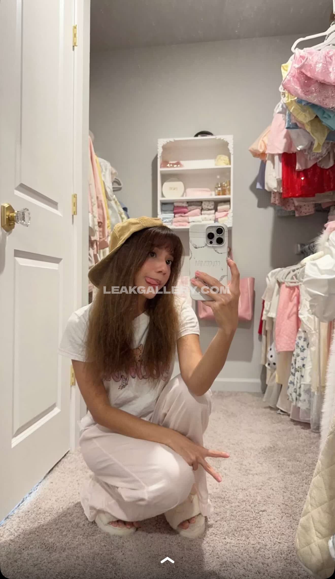 Eeveenara OnlyFans Nudi in Esclusiva Trapela #9398607