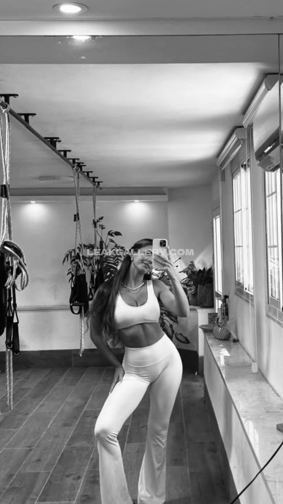 Elabeeri / ela_beeri Exclusive Leaked Nude OnlyFans #9398639