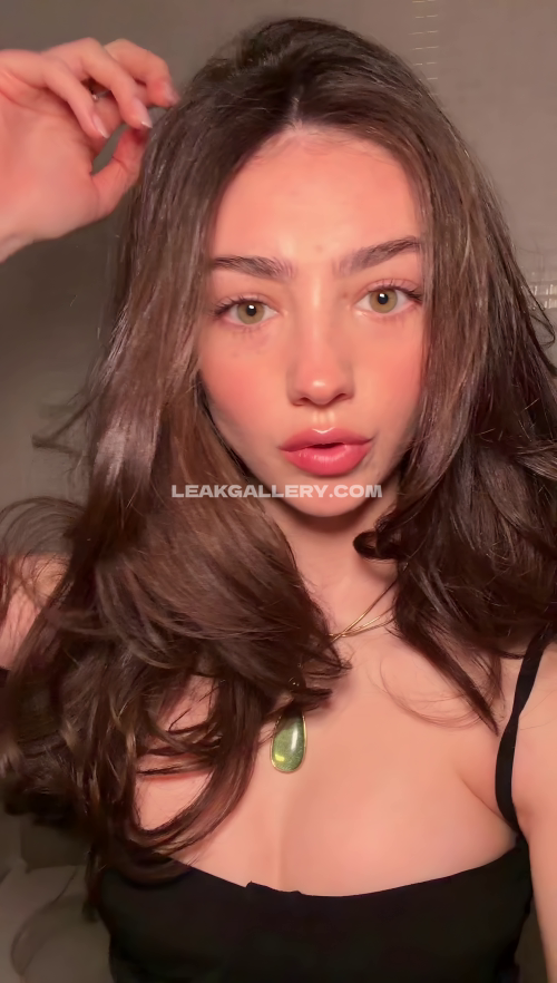 Elizabrowne_ / lyzzahh Exclusive Leaked Nude OnlyFans #10659876