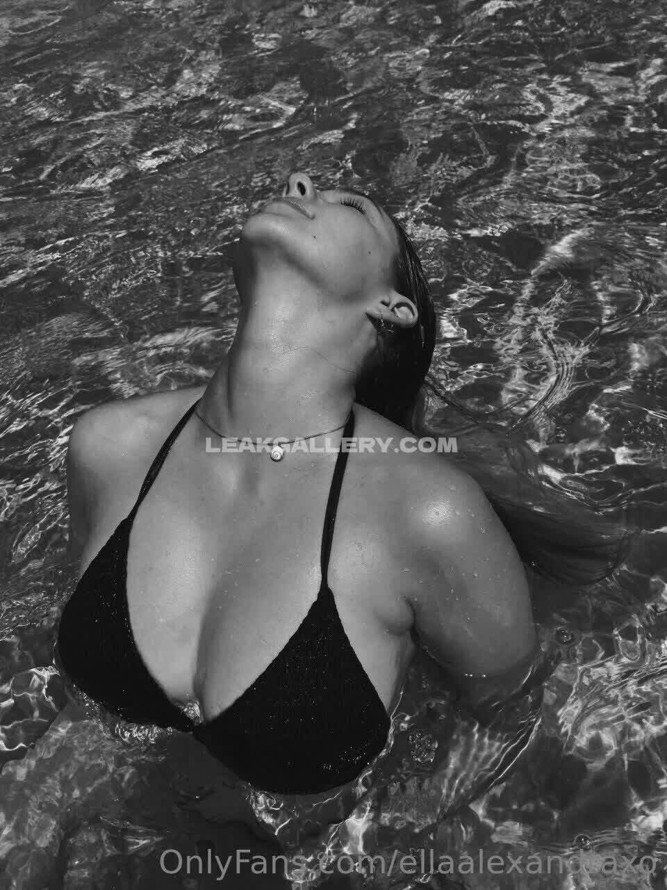 Ellaalexandraxo Exclusive Leaked Nude OnlyFans #10107316