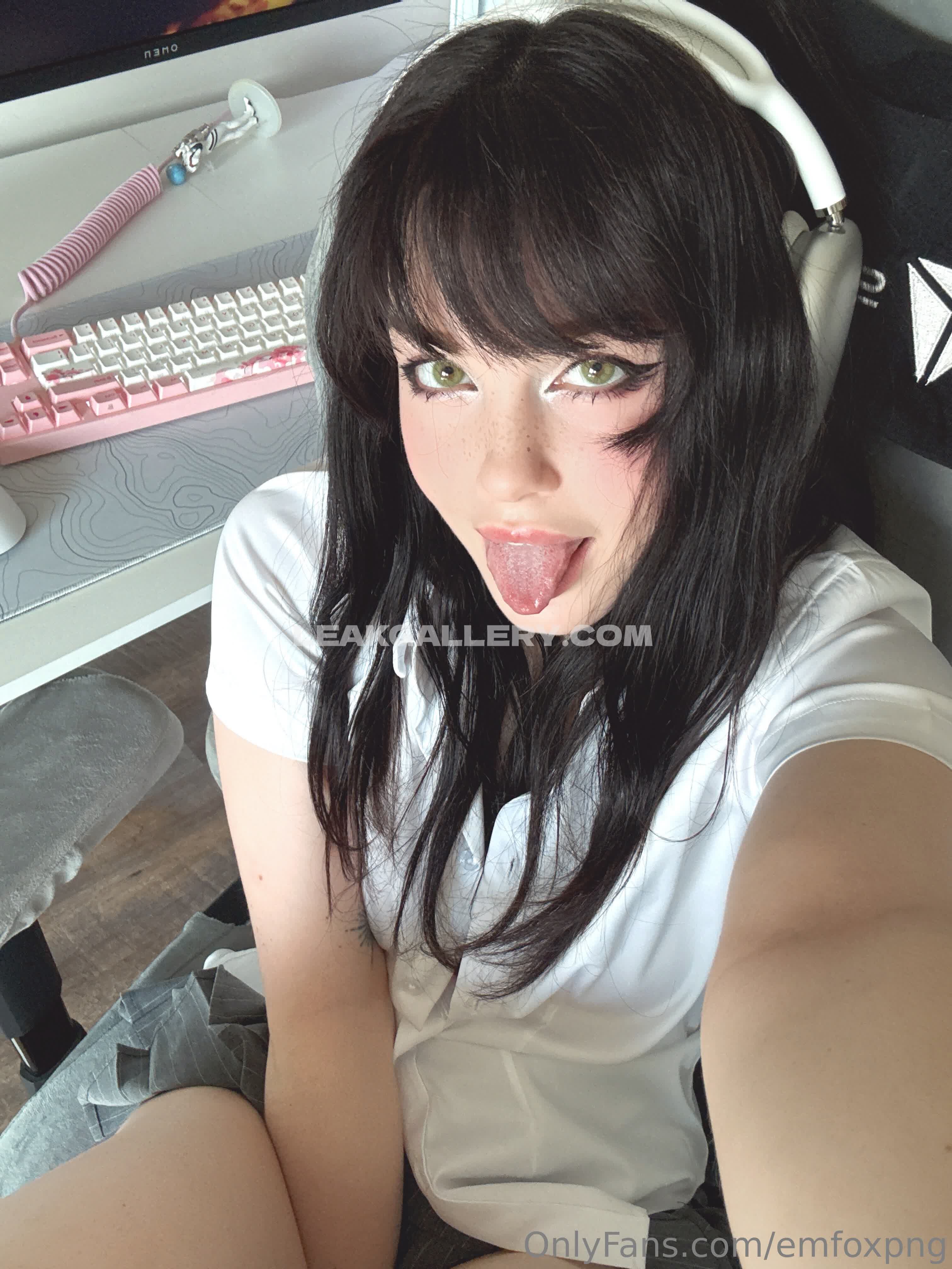 Emfoxpng Exclusive Leaked Nude OnlyFans #9027086