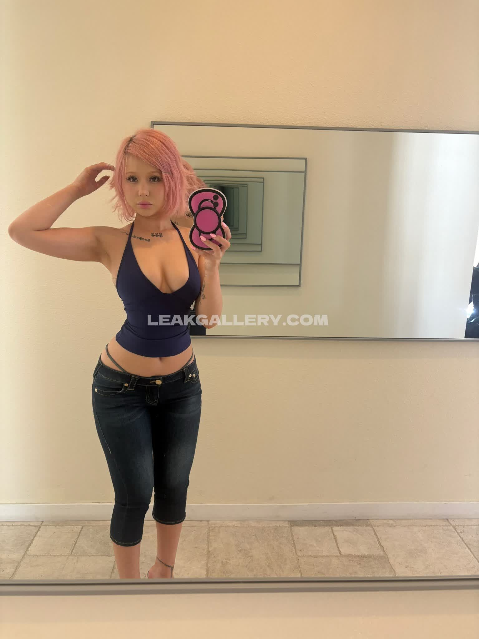 Emilykimchi Exclusive Leaked Nude OnlyFans #9928798