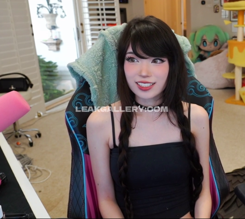 Emiru Exclusive Leaked Nude OnlyFans #10552485
