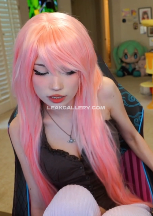 Emiru Exclusieve gelekte naaktcontent van OnlyFans #10743154