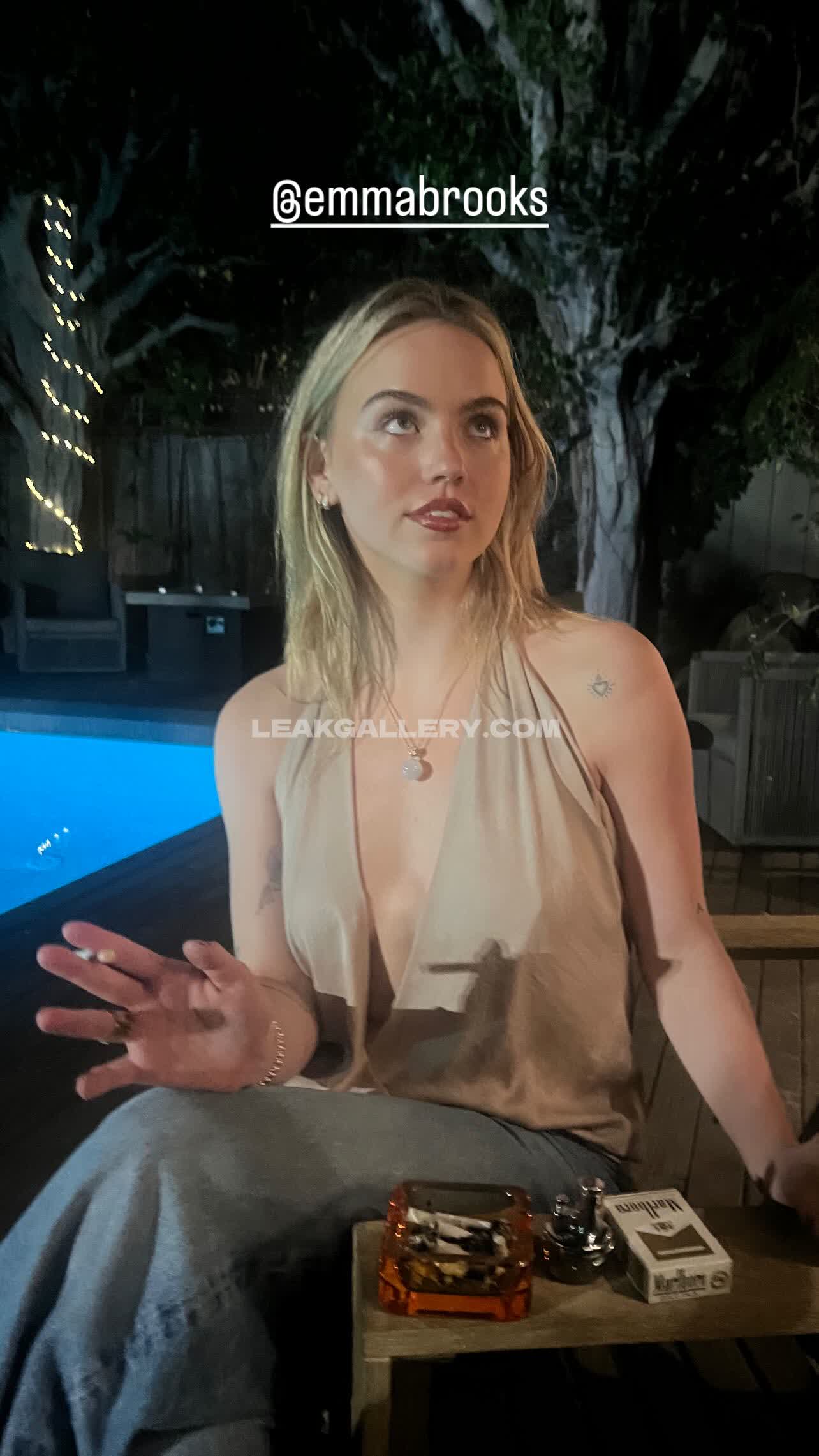 Emmabrookes / emmabrooks / emmibrooks Exklusiv geleakte Nacktbilder von OnlyFans #9834756