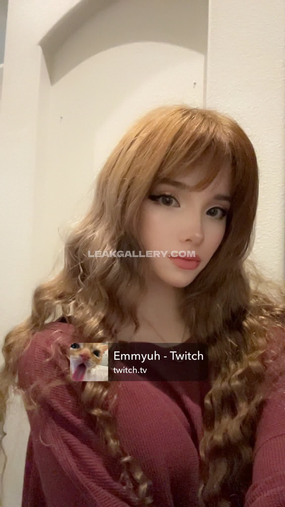 Emmyuh Exclusive Leaked Nude OnlyFans #9131342