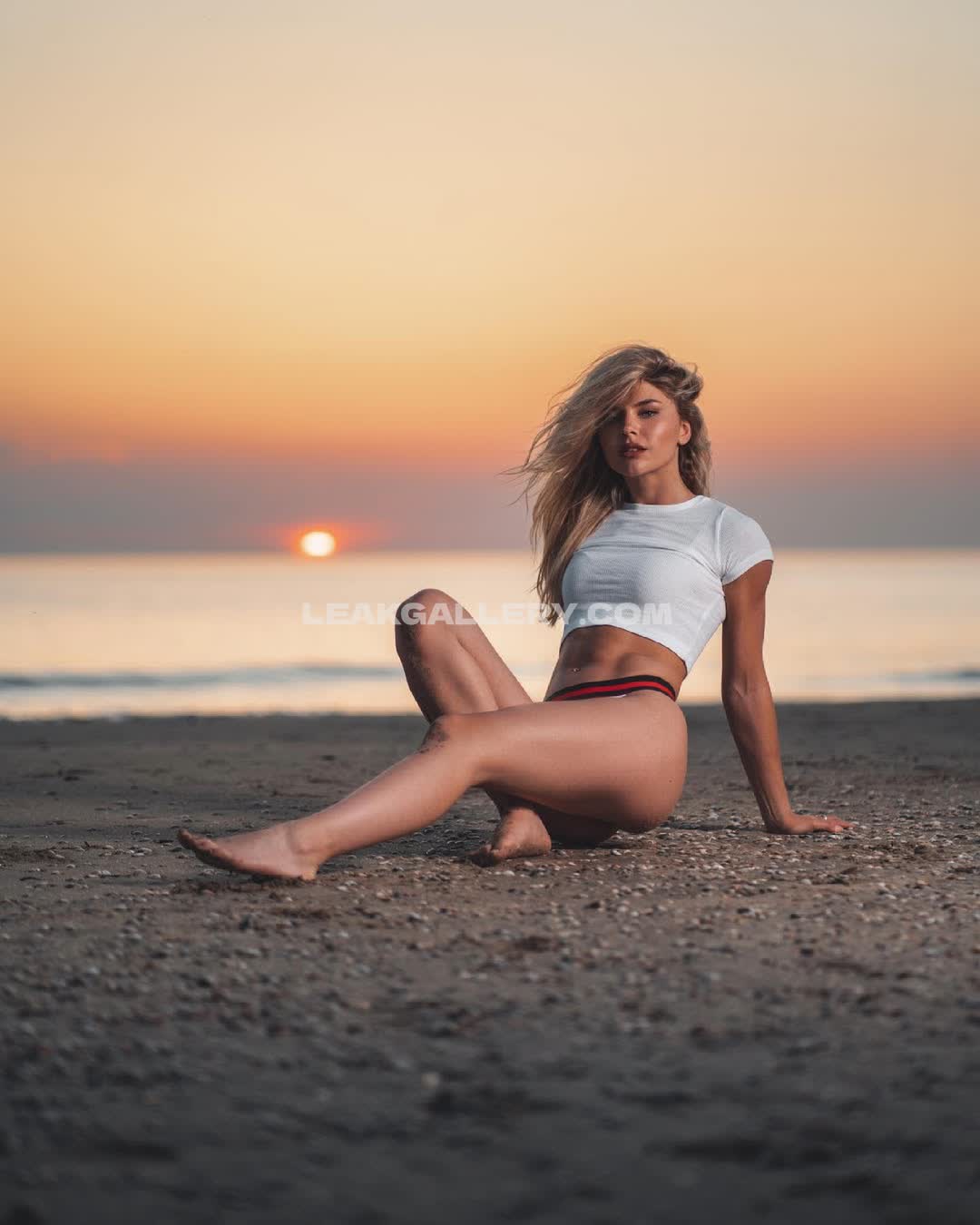 Fayevanhest Exclusive Leaked Nude OnlyFans #9528466