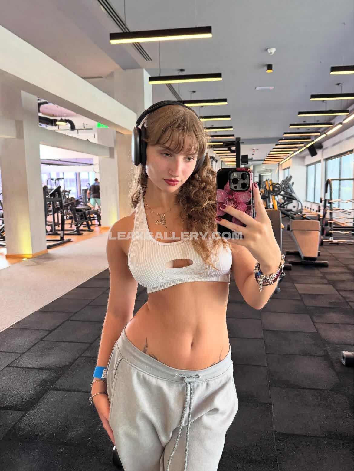 Fitbyalx Exclusive Leaked Nude OnlyFans #9428274