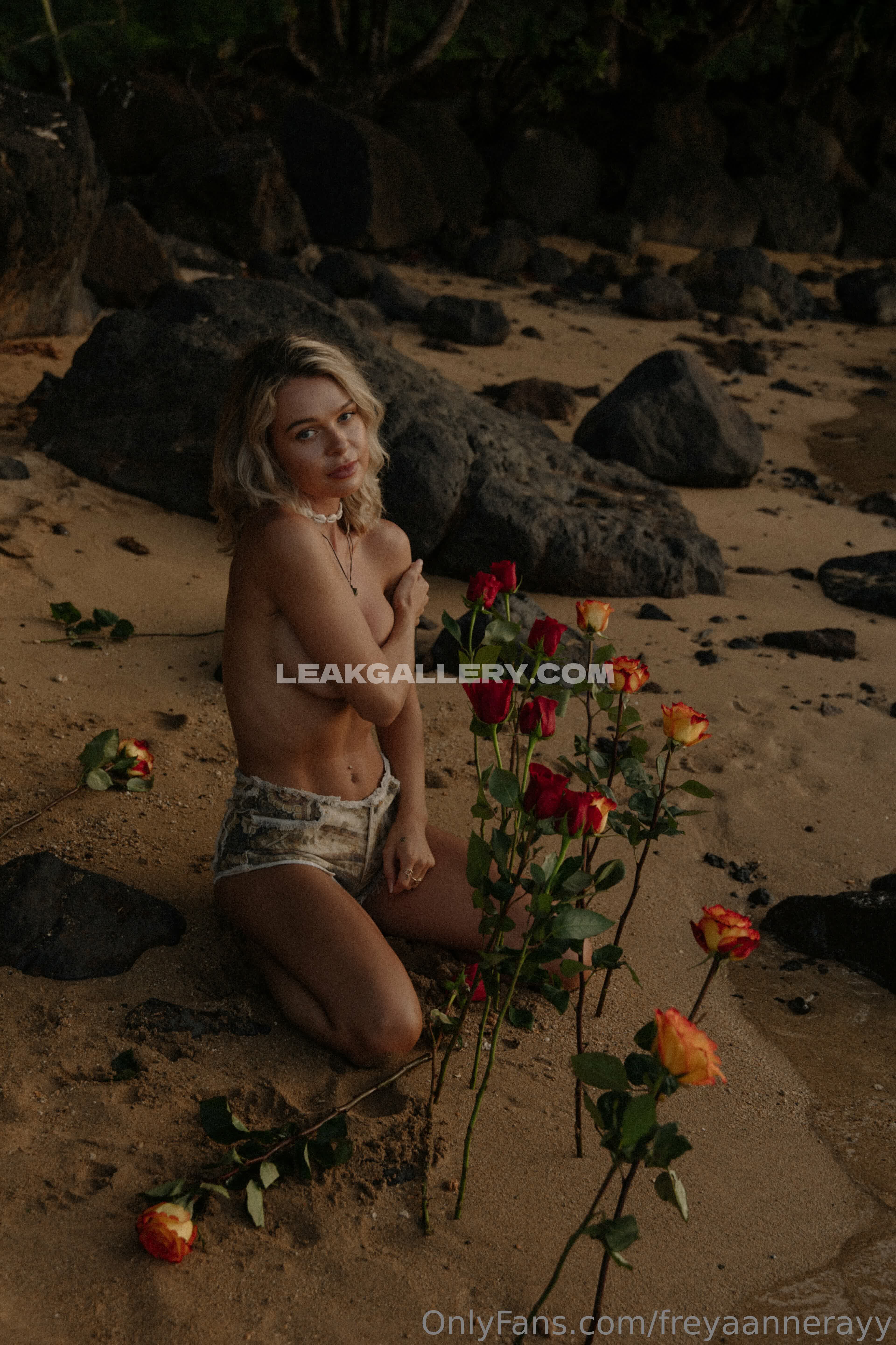 Freyaannerayy Exclusive Leaked Nude OnlyFans #8559470
