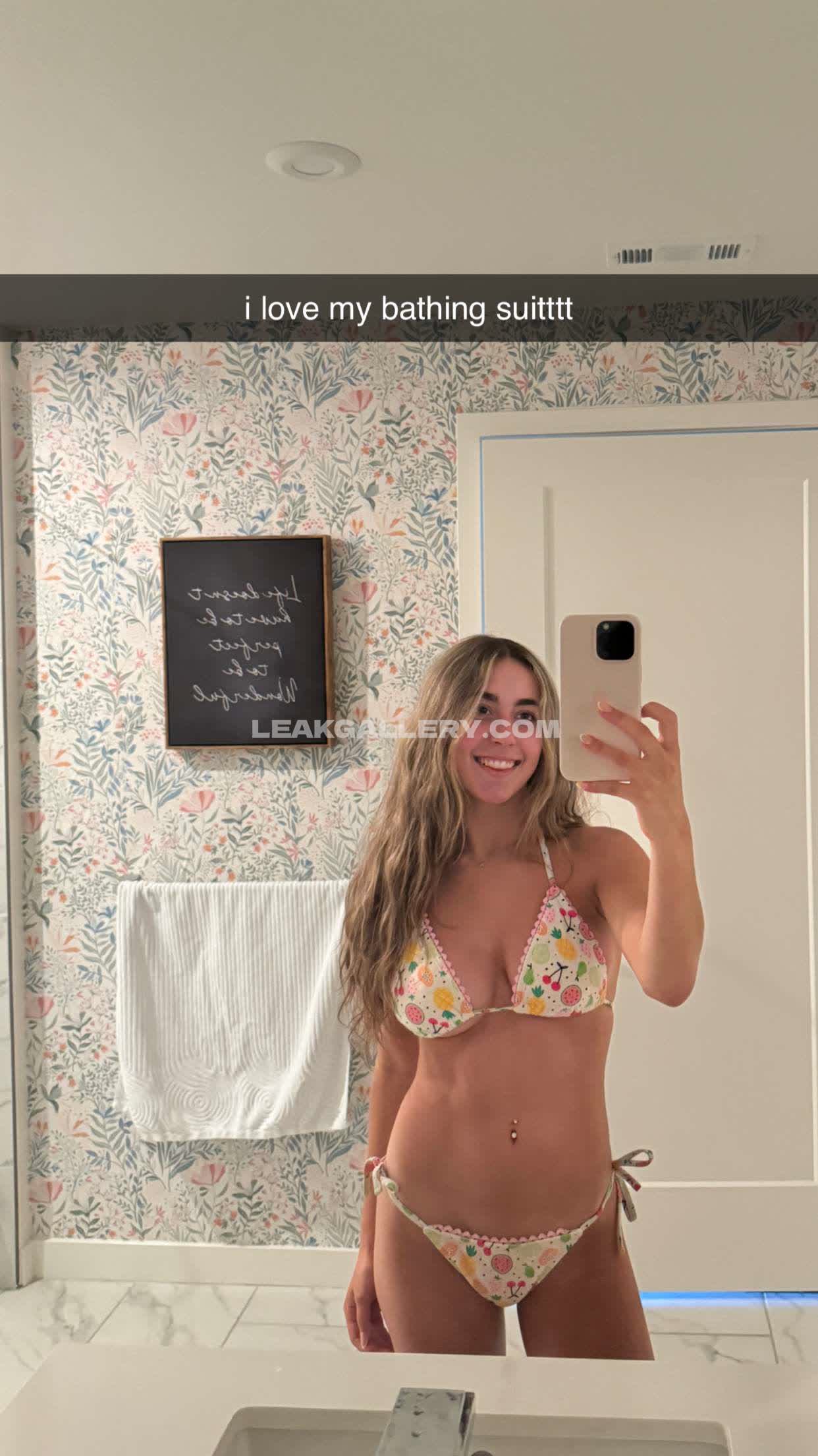 Gianna Exclusive Leaked Nude OnlyFans #9115006