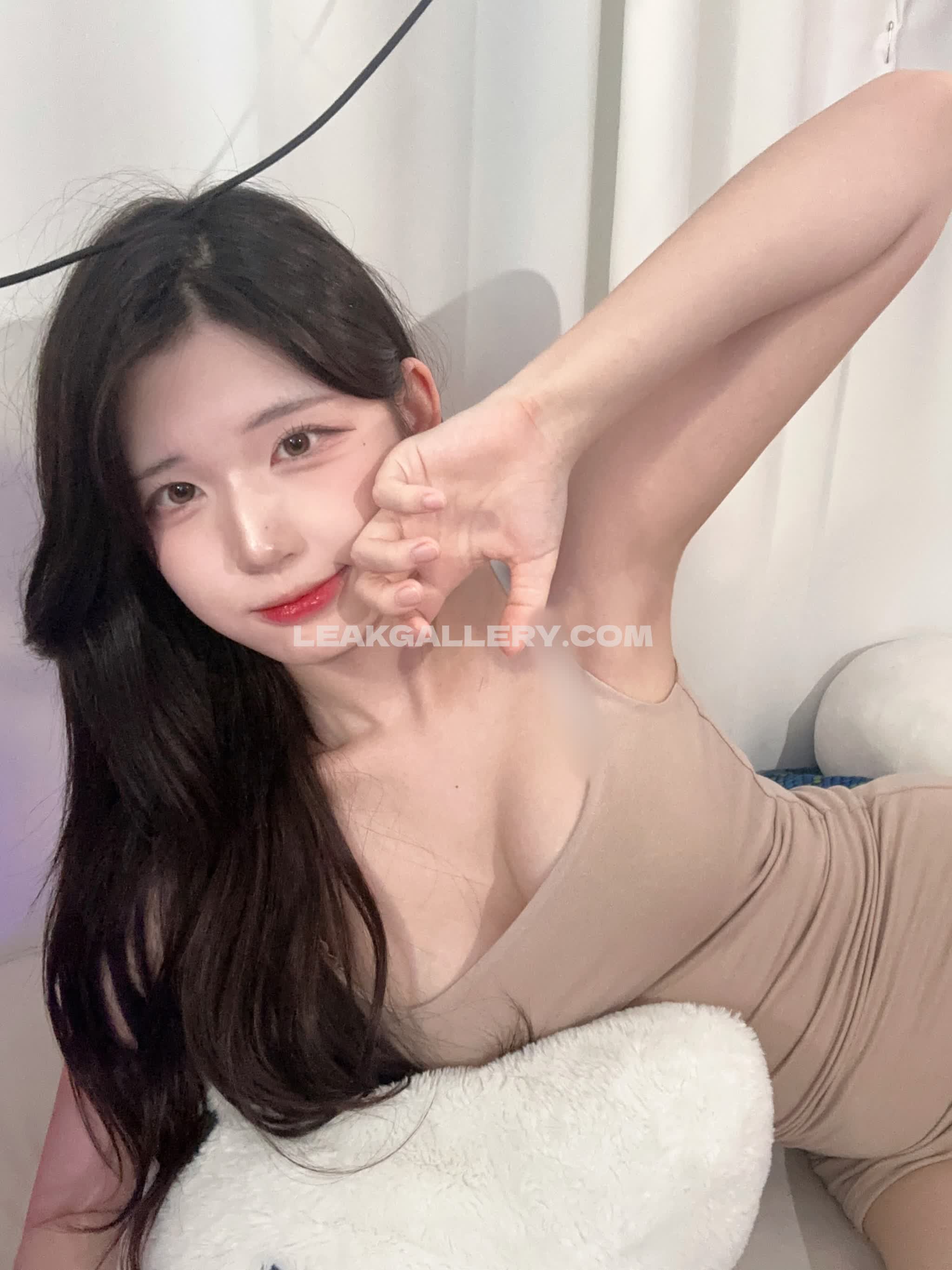 Golaniyule_ / golaniyule0 / golaniyule_0 Exclusive Leaked Nude OnlyFans #9502870