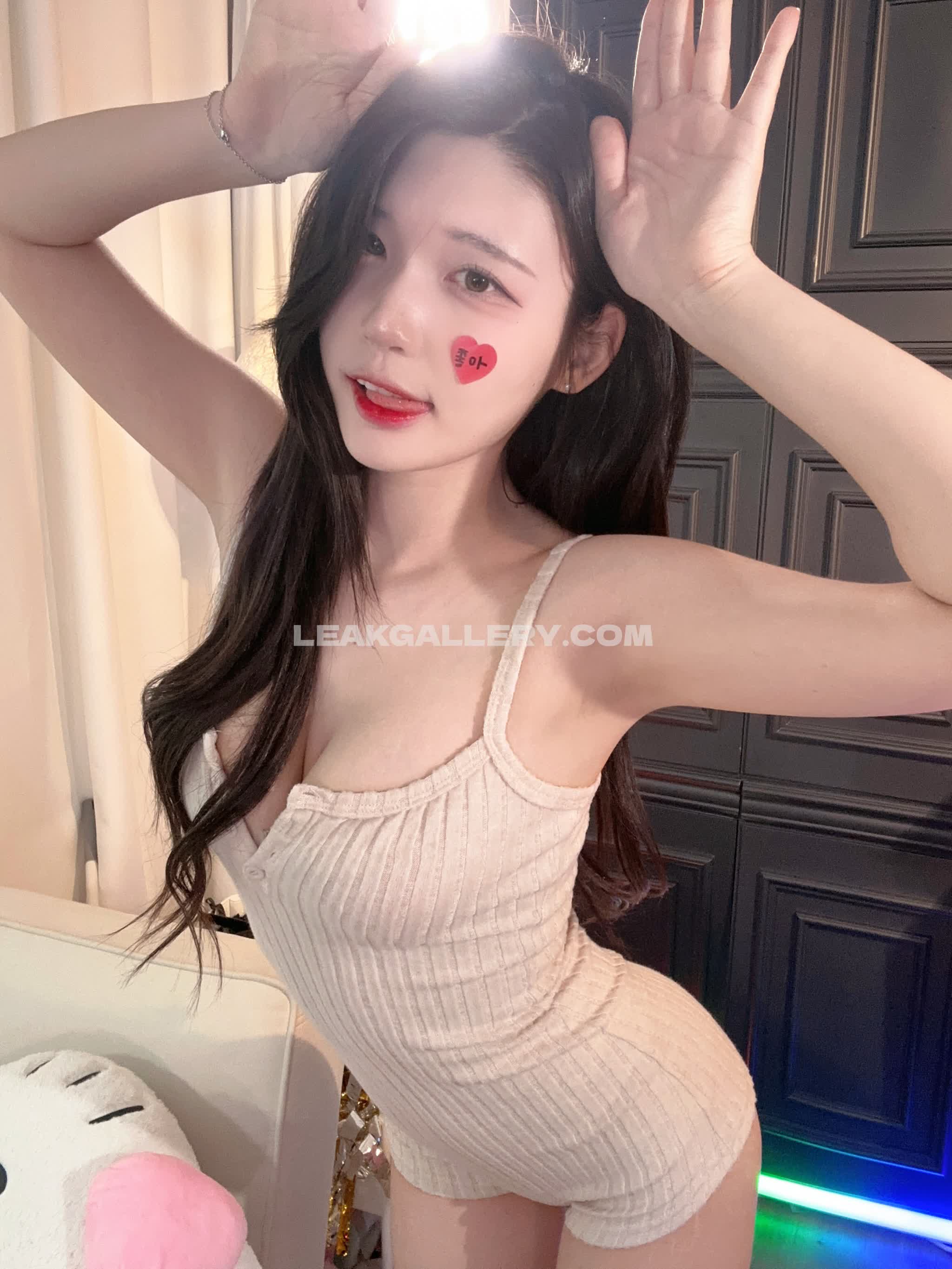Golaniyule_ / golaniyule0 / golaniyule_0 Exclusive Leaked Nude OnlyFans #9505146