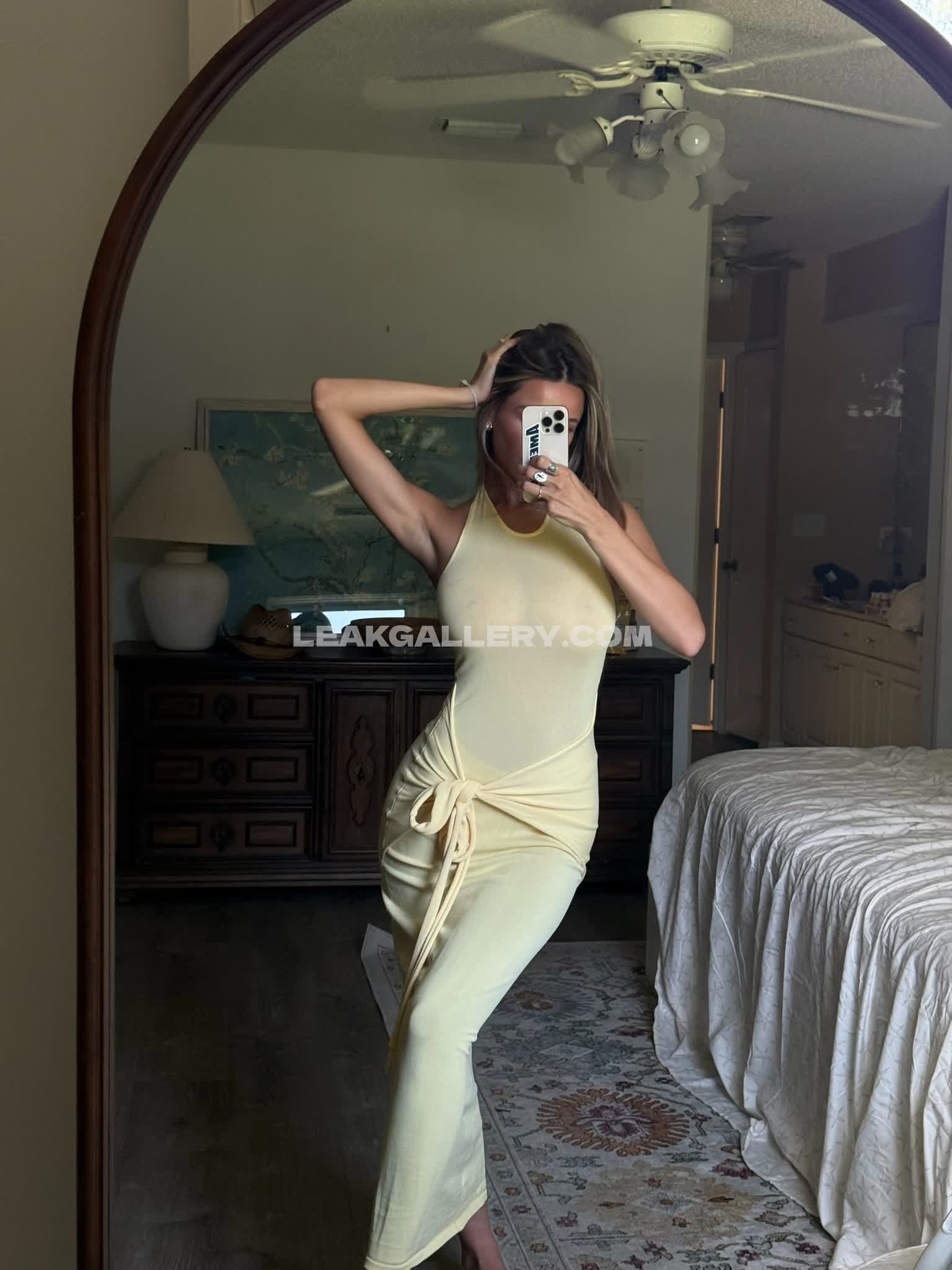 Hadelinemope Exclusive Leaked Nude OnlyFans #9261498