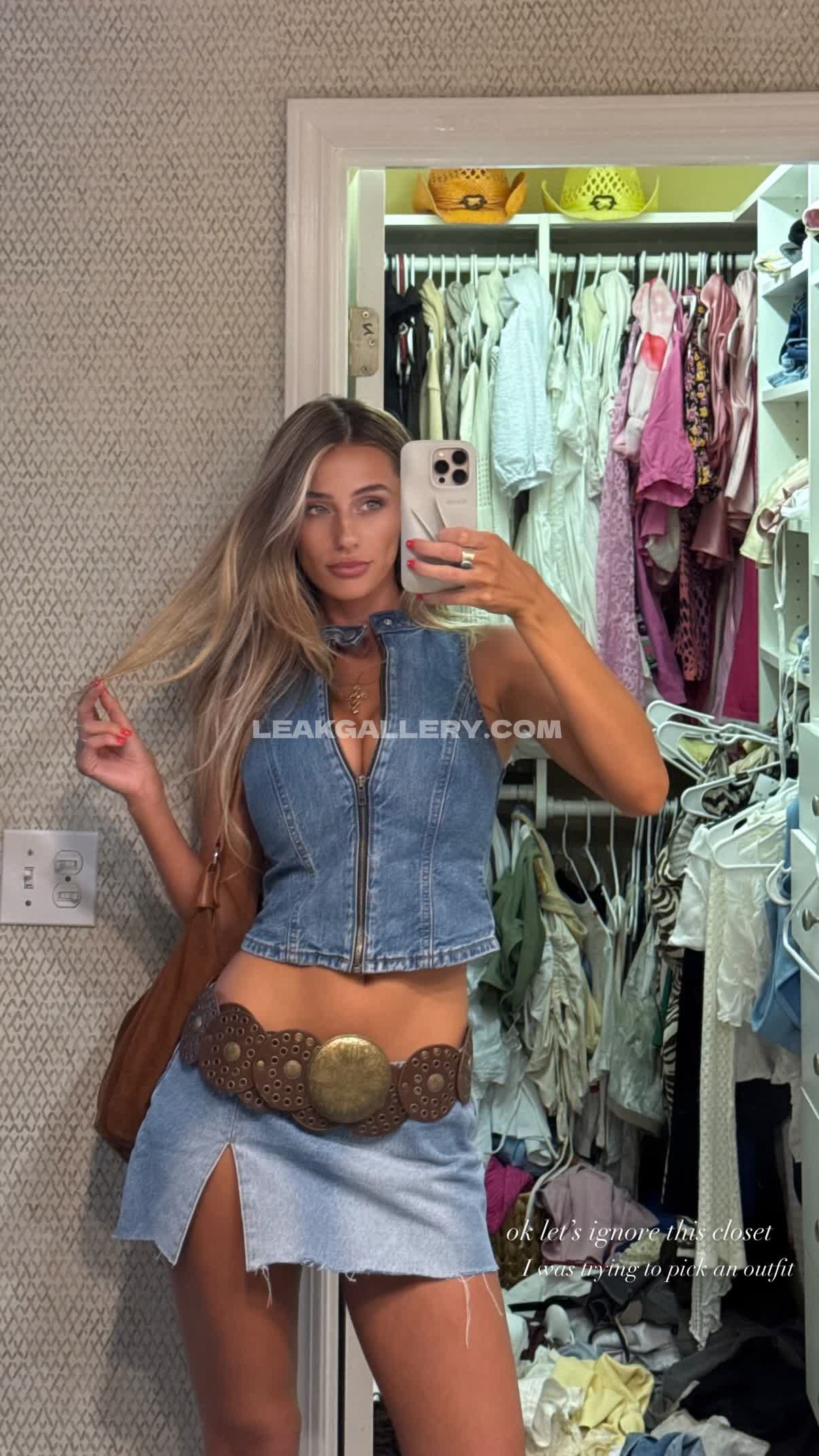 Hadelinemope Exclusive Leaked Nude OnlyFans #9259382