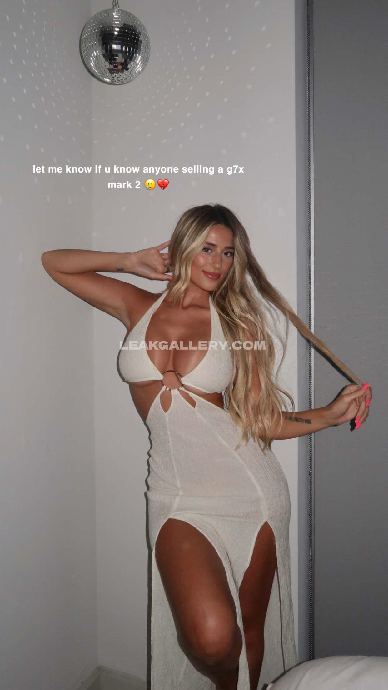 Hadelinemope Exclusive Leaked Nude OnlyFans #9260197