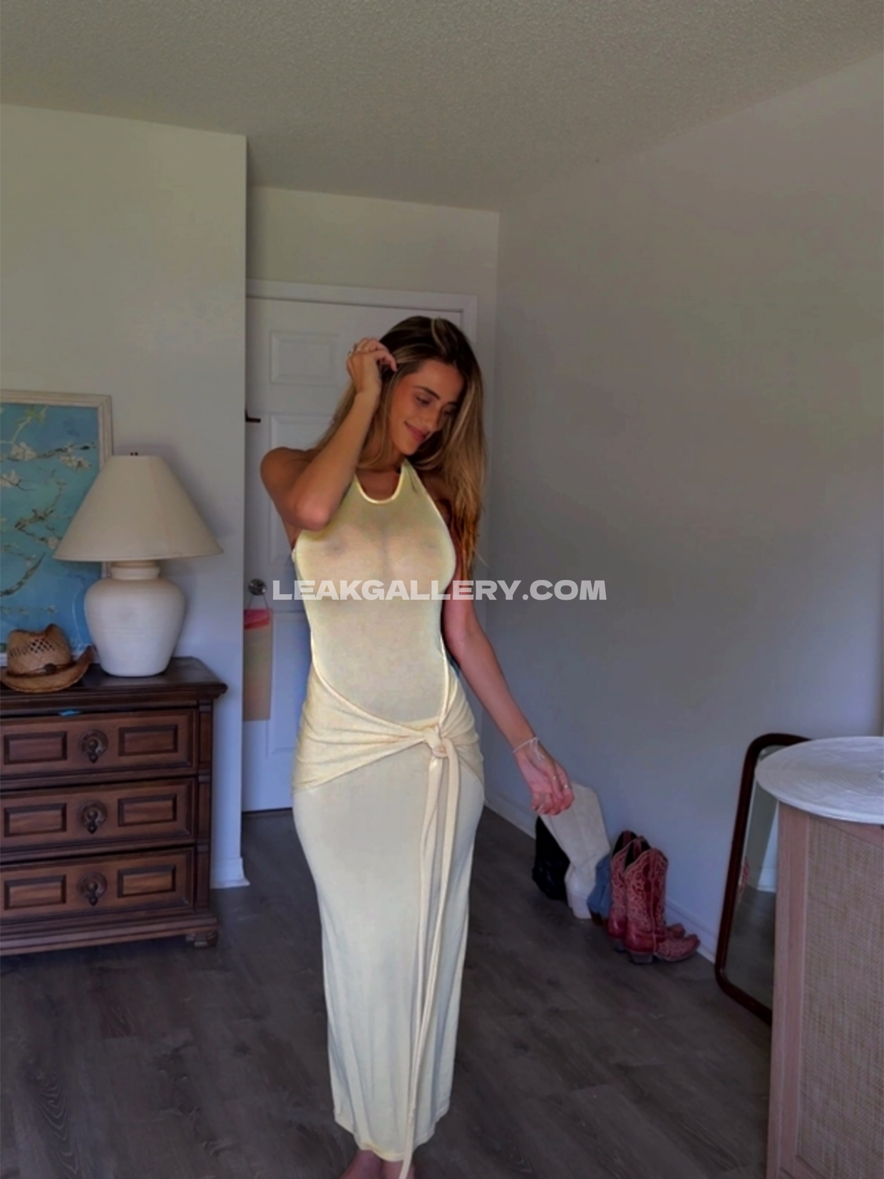 Hadelinemope Exclusive Leaked Nude OnlyFans #9259763