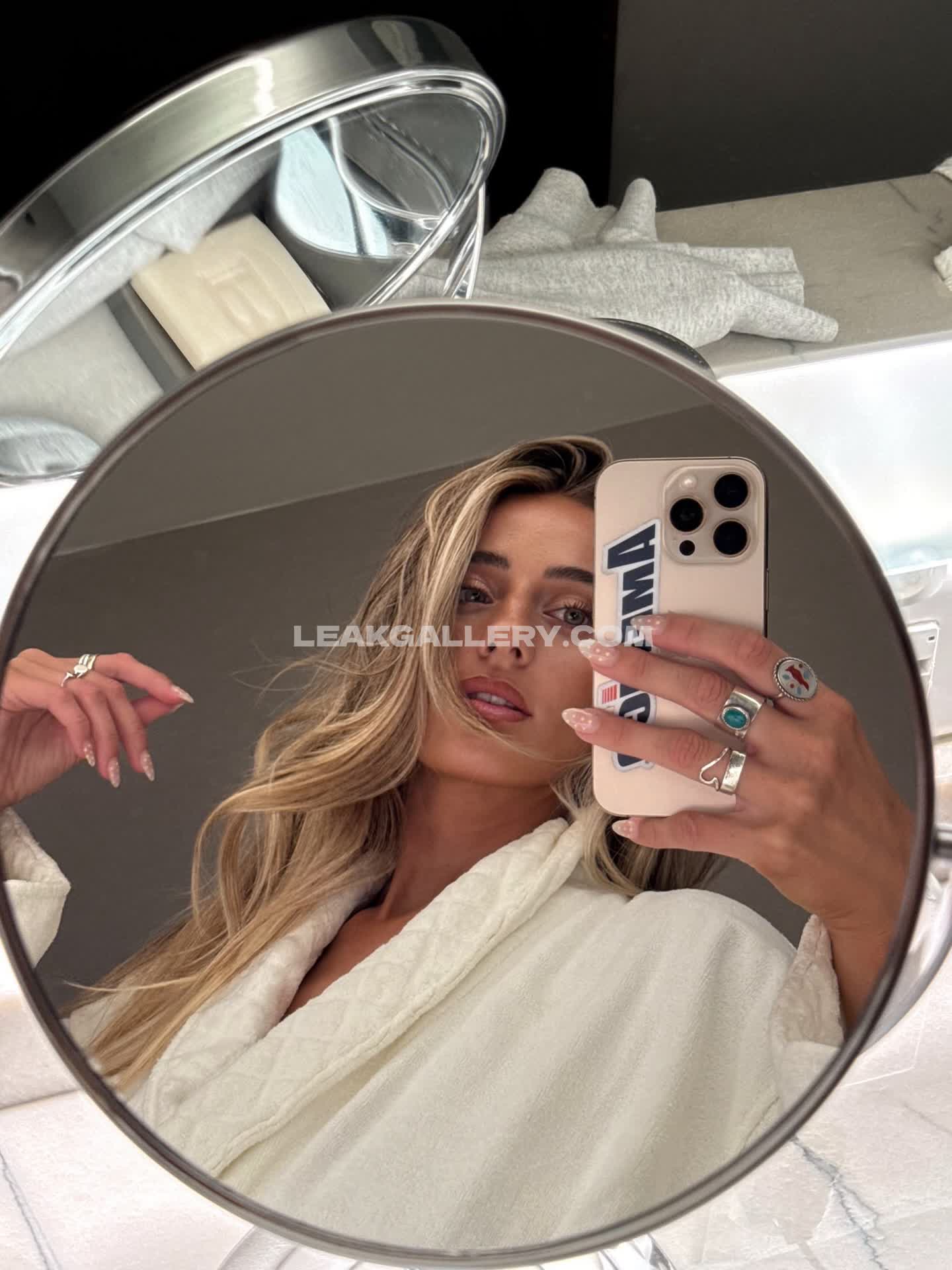 Hadelinemope Exclusive Leaked Nude OnlyFans #9259587